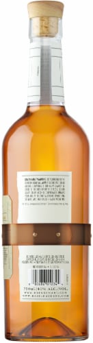 Basil Hayden Toast Kentucky Straight Bourbon Whiskey Perspective: left