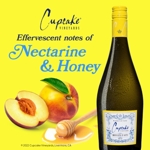 Cupcake Vineyards Moscato Italy White Dessert Wine Perspective: left