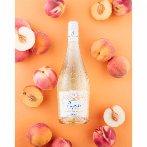 Cupcake Vineyards Signature Sweets Peach Italian Moscato White Wine Perspective: left