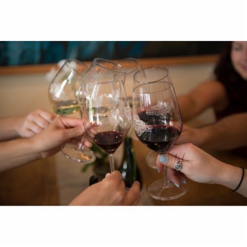 Kendall-Jackson® Vintner's Reserve Zinfandel Red Wine Perspective: left