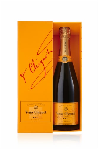 Veuve Clicquot Yellow Label Champagne Perspective: left