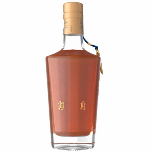Blade and Bow 22 Year Old Kentucky Straight Bourbon Whiskey Perspective: left