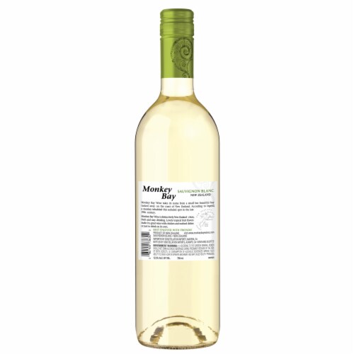 Monkey Bay Sauvignon Blanc New Zealand White Wine Perspective: left
