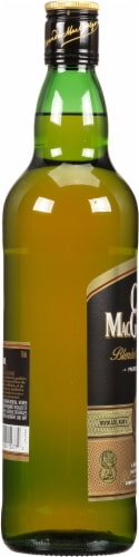 Clan MacGregor Blended Scotch Whisky Perspective: left