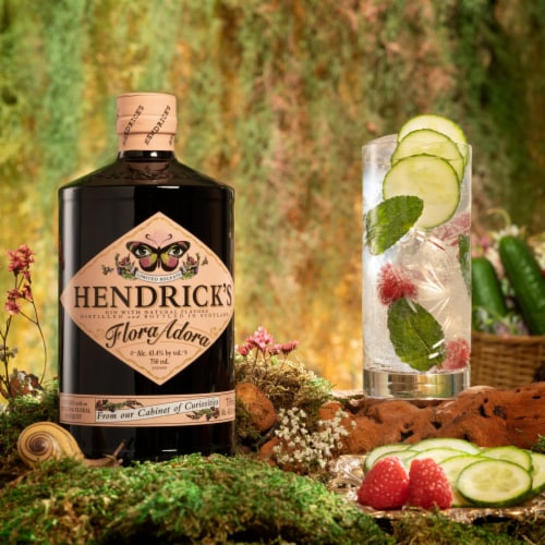 Hendrick's® Flora Adora Gin Perspective: left