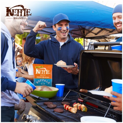Kettle Brand Potato Chips Buffalo Bleu Flavored Kettle Chips Perspective: left