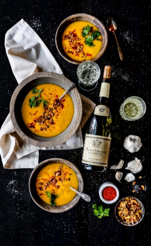 Louis Jadot Chardonnay Macon-Villages French White Wine Perspective: left