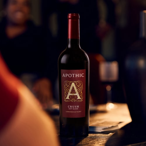 Apothic Crush Red Blend Red Wine Perspective: left