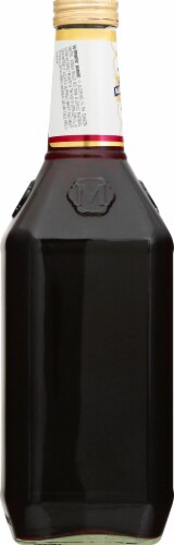 Manischewitz Blackberry Red Wine Perspective: left