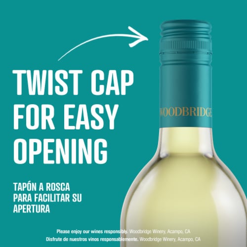 Woodbridge Pinot Grigio White Wine Perspective: left