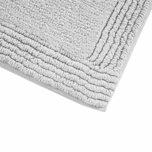 MADISON PARK SIGNATURE Cotton Tufted Reversible Bath Rug with Grey MPS72-473 Perspective: left