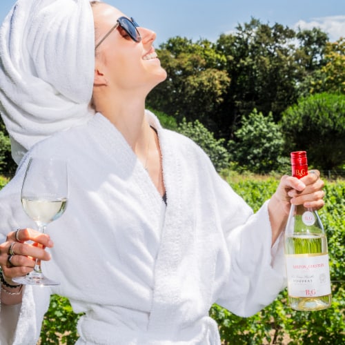Barton & Guestier Vouvray Les Petites Parcelles Chenin Blanc French White Wine Perspective: left