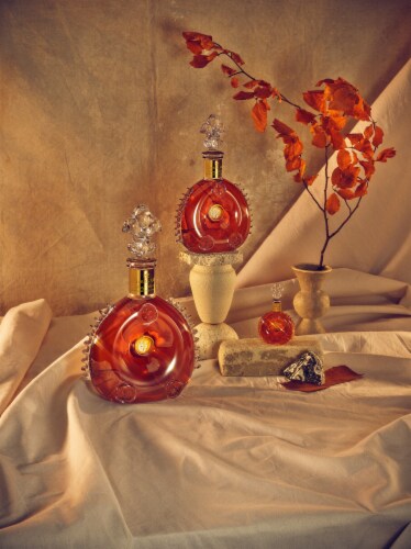 LOUIS XIII Cognac The Classic Perspective: left