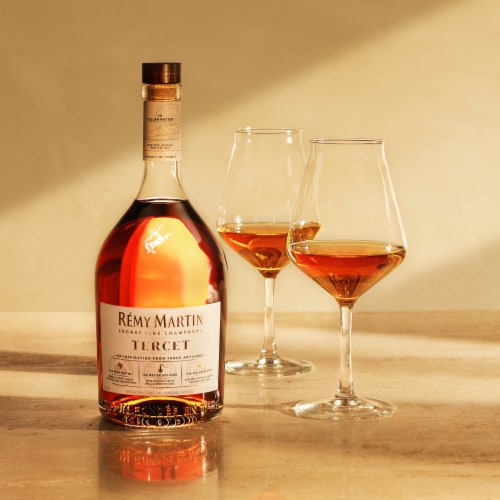 Remy Martin Tercet Cognac Perspective: left