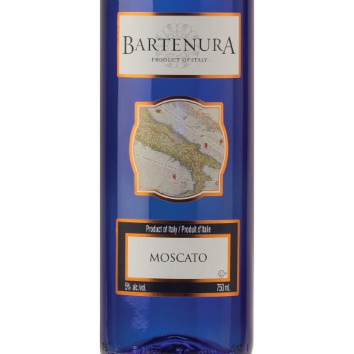 Bartenura Moscato Italian White Wine Perspective: left