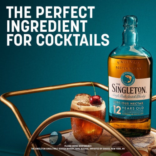 The Singleton Whisky - Single Malt Scotch of Glendullan 12YO Perspective: left