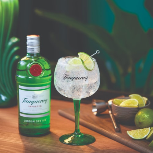 Tanqueray London Dry Gin Perspective: left