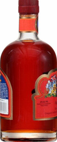British Pussers Rum 15 Years Perspective: left