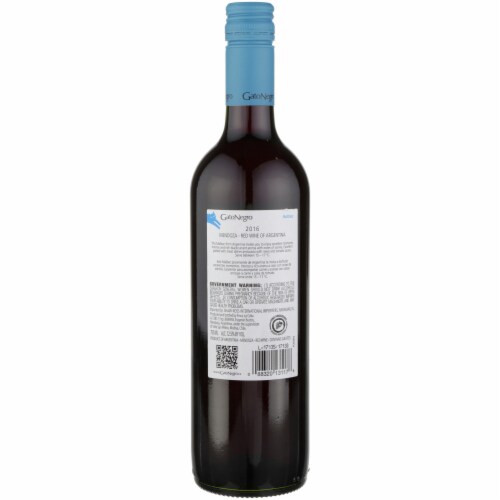 Gato Negro Malbec Argentina Red Wine Perspective: left