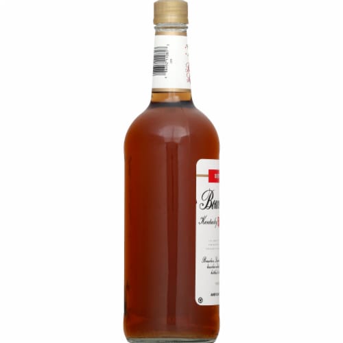 Bourbon Supreme Blend Whiskey Perspective: left