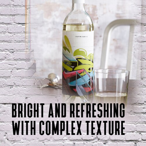 Intrinsic Sauvignon Blanc Washington White Wine Perspective: left