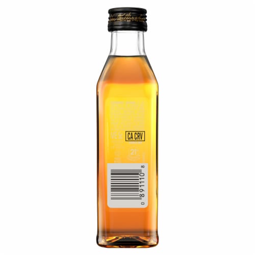 Johnnie Walker Whisky - Blended Scotch JW Black Label Perspective: left