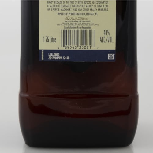 Ballantine's Finest Blended Scotch Perspective: left