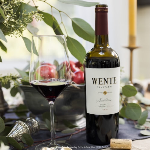 Wente Vineyards Sandstone Merlot Red Wine