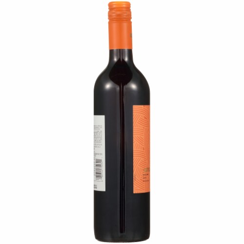 Astica Malbec Red Wine Perspective: left