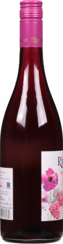 Riunite Raspberry Red Wine Perspective: left