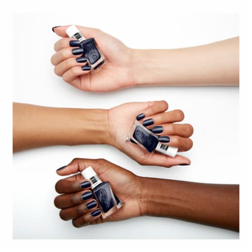 Essie Gel Couture Nail Polish - Caviar Bar Perspective: left