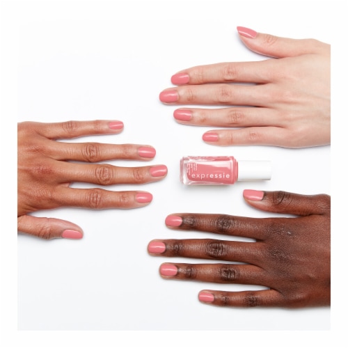 Essie Expressie Vegan Quick-Dry Nail Polish Second Hand First Love Perspective: left