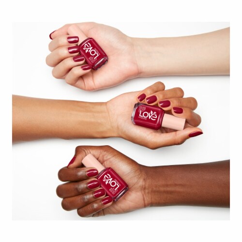 LOVE by Essie I Am The Moment Perspective: left