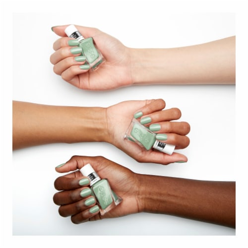 gel couture by essie Vegan Nail Polish Bling It Perspective: left