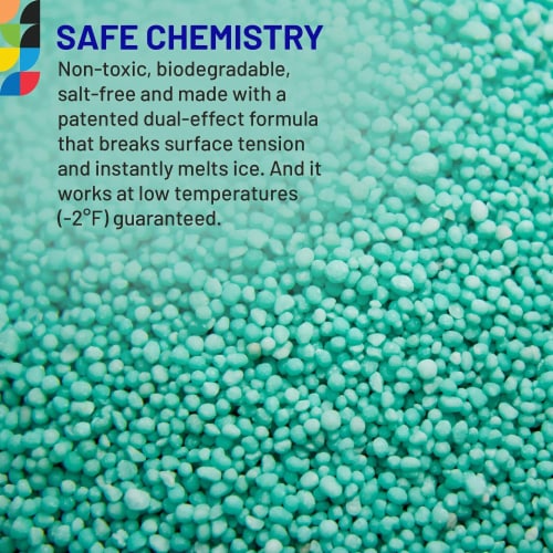 Safe Paw Salt-free Pet Safe Ice Melt, 22lb Flexicube Perspective: left