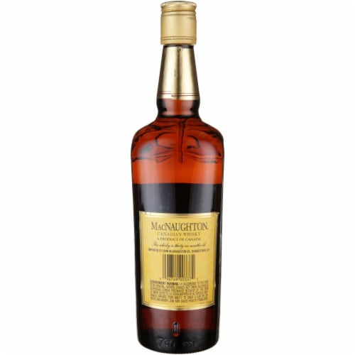 MacNaughton A Blend Canadian Whisky Perspective: left