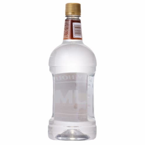 Quality House White Light Rum Perspective: left