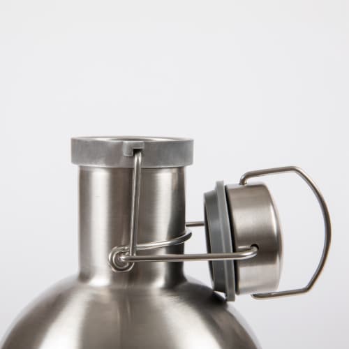 Stainless Steel 64 oz. Growler, Silver Perspective: left