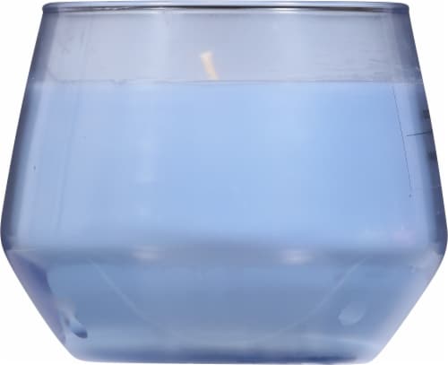 Yankee Candle® Medium Ocean Air Jar Candle Perspective: left