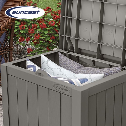 Suncast 22 gallon hotsell small storage seat