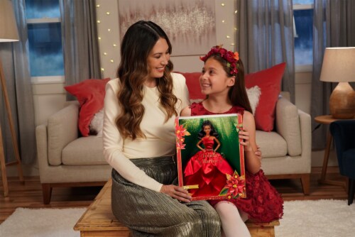 Mattel Barbie™ Holiday 2022 Perspective: left