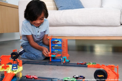 Hot Wheels City Downtown Car Park Playset