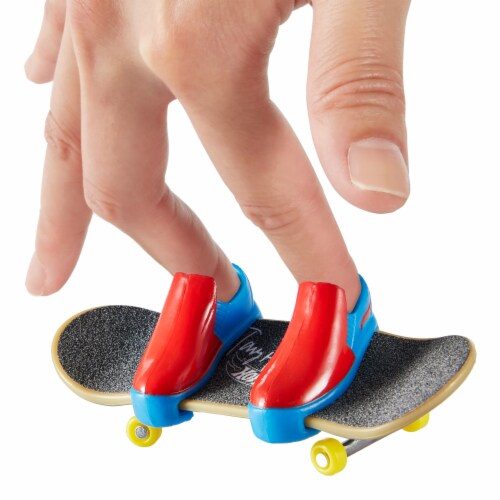 Mattel® Hot Wheel® Skateboard Perspective: left