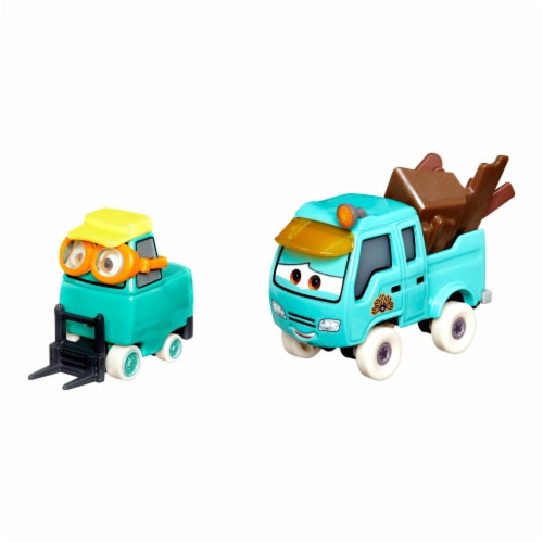Disney Pixar Cars 3 2-Pack Assortment, 1:55 Scale Die-Cast Fan Favorite Character Vehicles Perspective: left