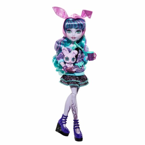 Mattel Monster High™ Creepover Party™ Twyla Doll Perspective: left