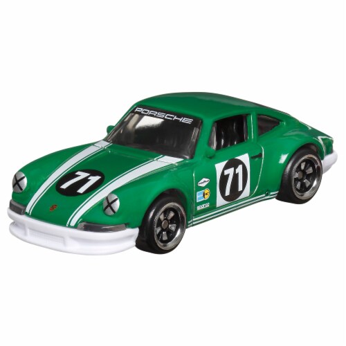Hot Wheels® Vintage Racing Club™ 1971 Porsche 911 Toy Car Perspective: left