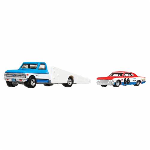 Mattel® Hot Wheels® Car Culture Team Transport™Square Body Ramp Truck Perspective: left