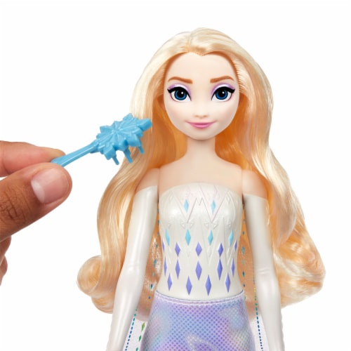 Disney Frozen Spin Reveal Elsa Doll Perspective: left