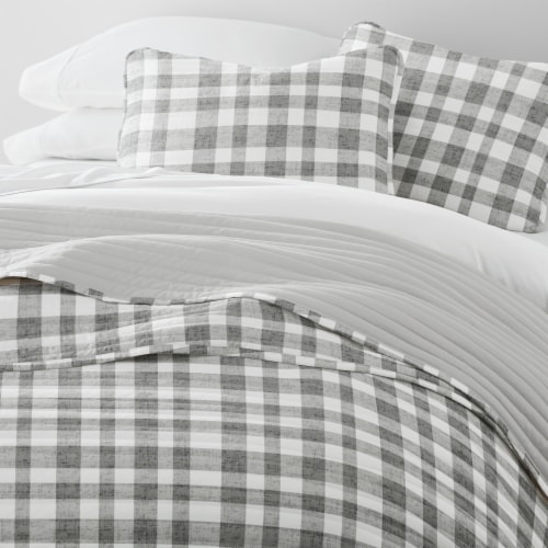 3 Piece Quilt Set - Super Soft, Lightweight, All-Season Floral Coverlet Perspective: left
