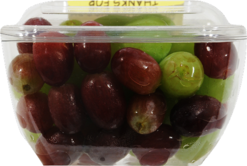 In-Store Cut Seedless Grapes Small Cup Perspective: left
